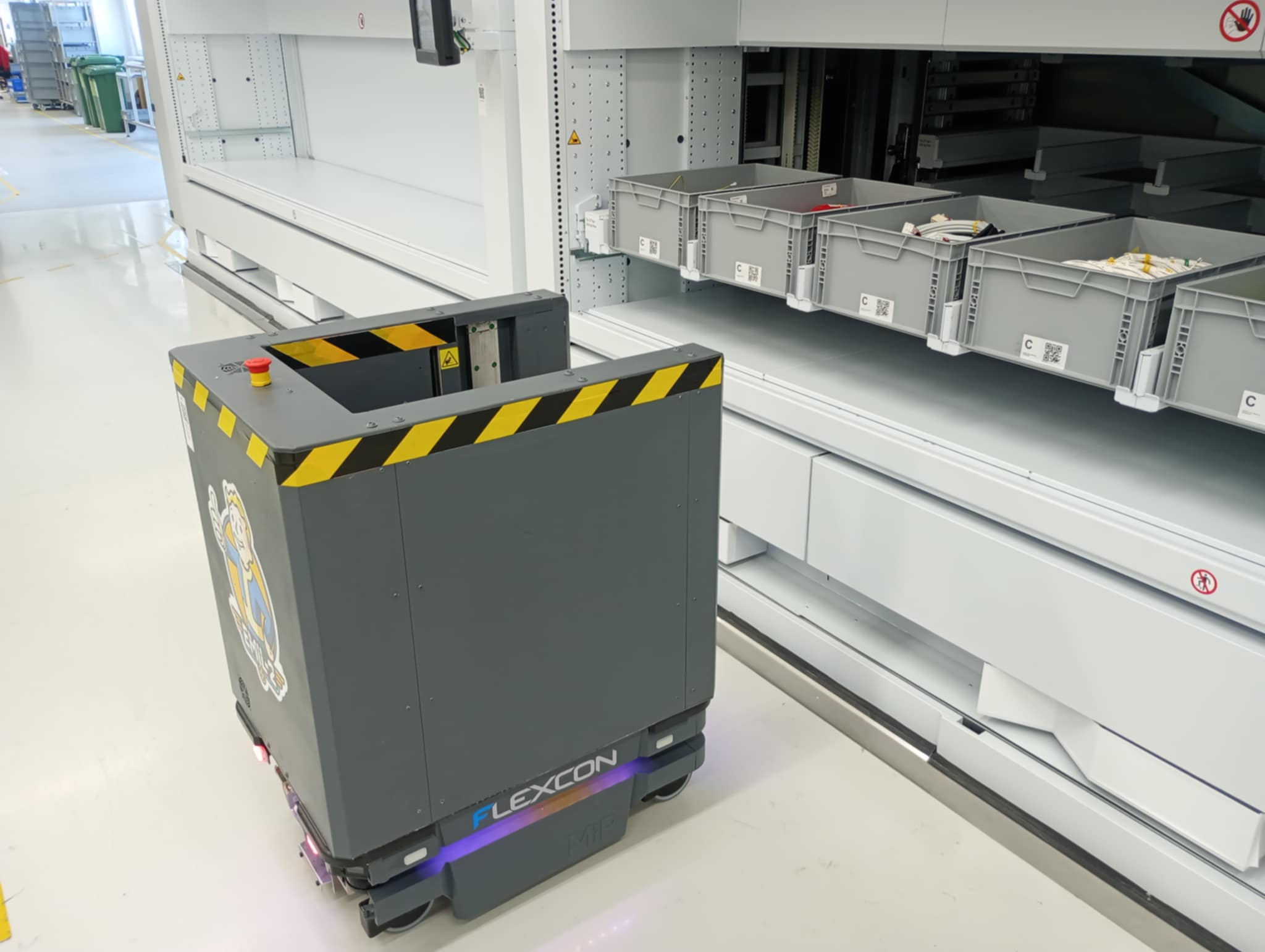Flexcon - Integration of a fleet of autonomous robots.